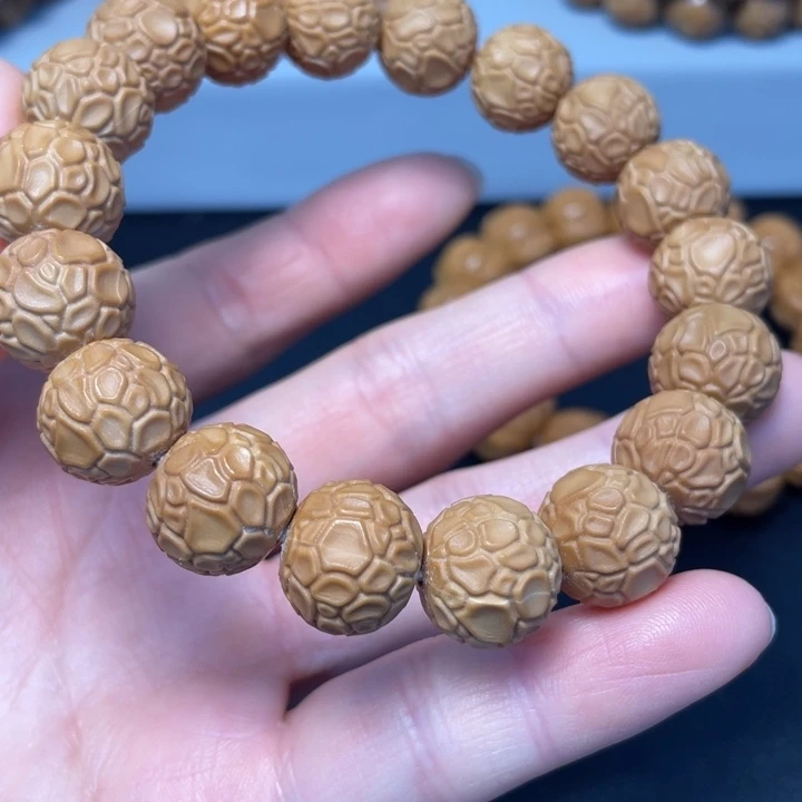 文玩核桃吊坠猴头精品