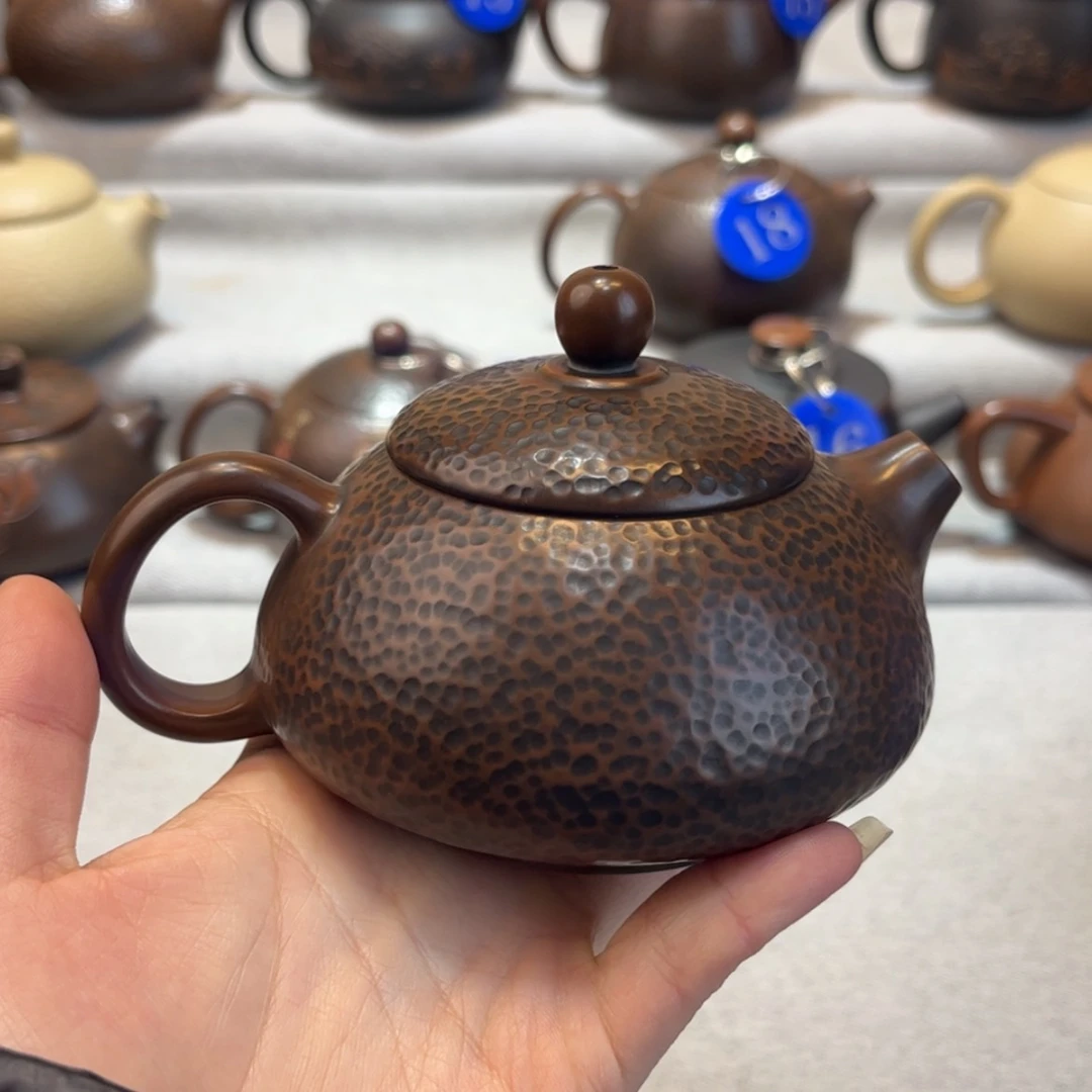 【闪购商品】红泥 微微瑕 容量 210c c