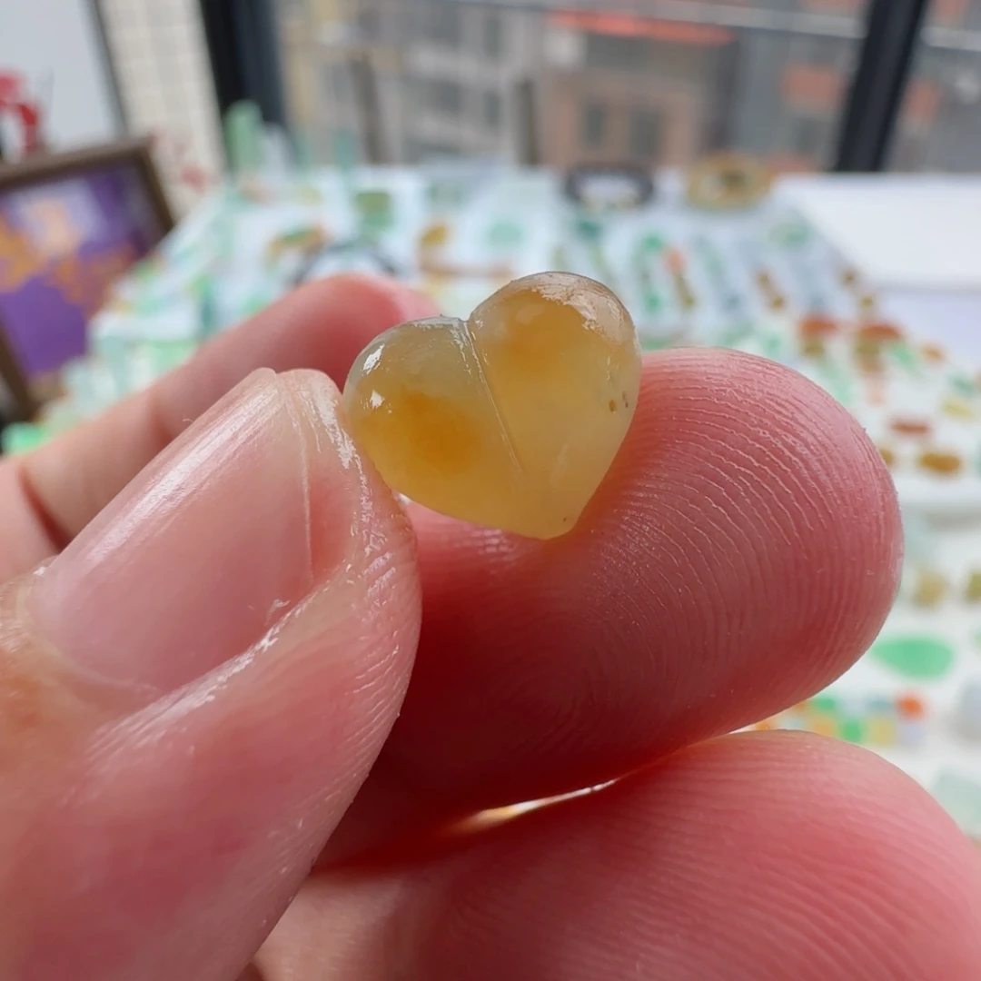 未镶嵌定制翡翠定制翡翠毛货不退不换