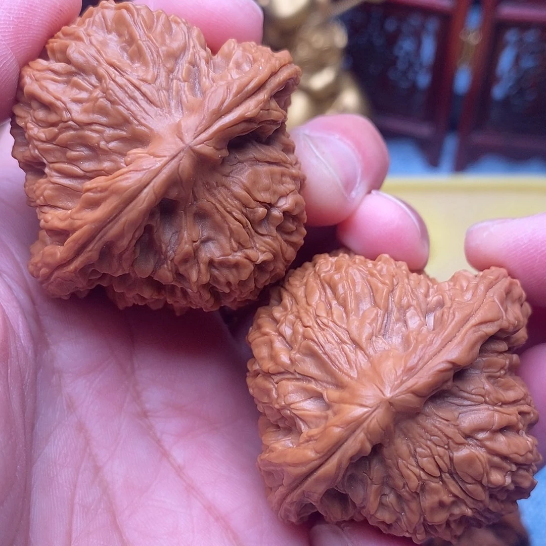 文玩核桃把件毕业绝配粗棱天花板南疆石47.9尺