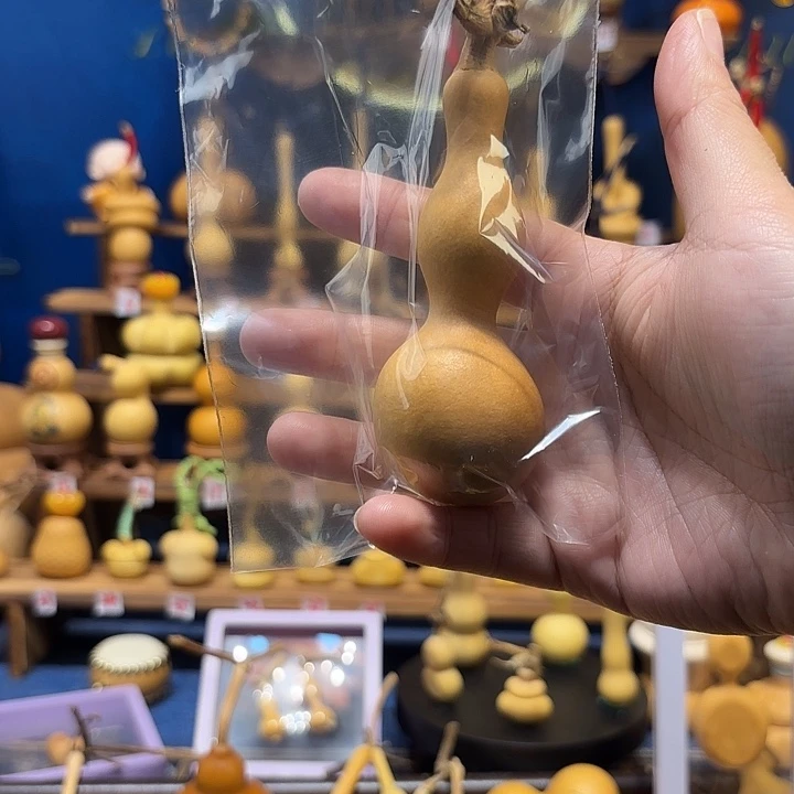 用***8大叶紫檀（黑酸枝木类）