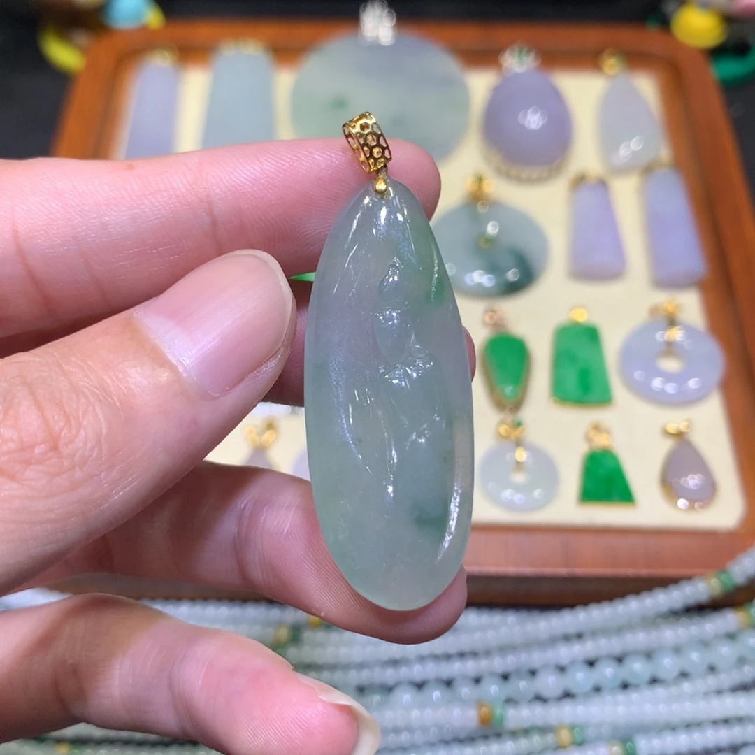 吊坠(不含链)18K金镶嵌翡翠