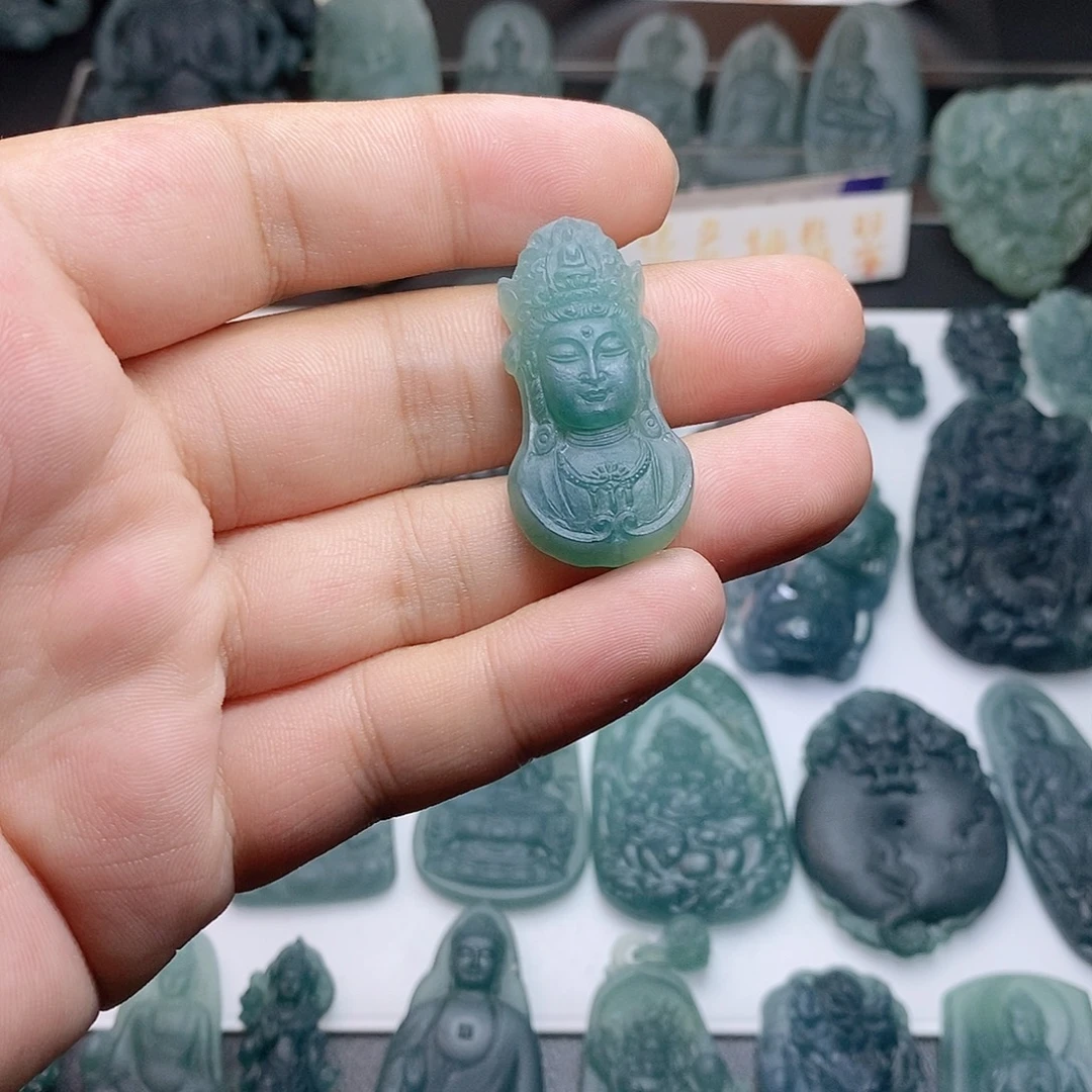 定制翡翠未镶嵌观音