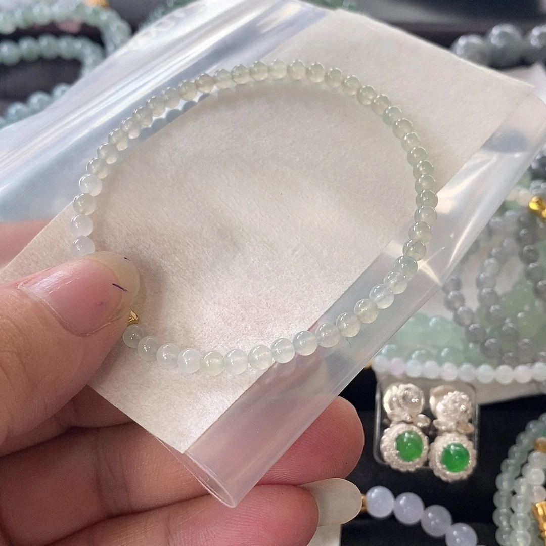 定制翡翠未镶嵌翡翠定制手链