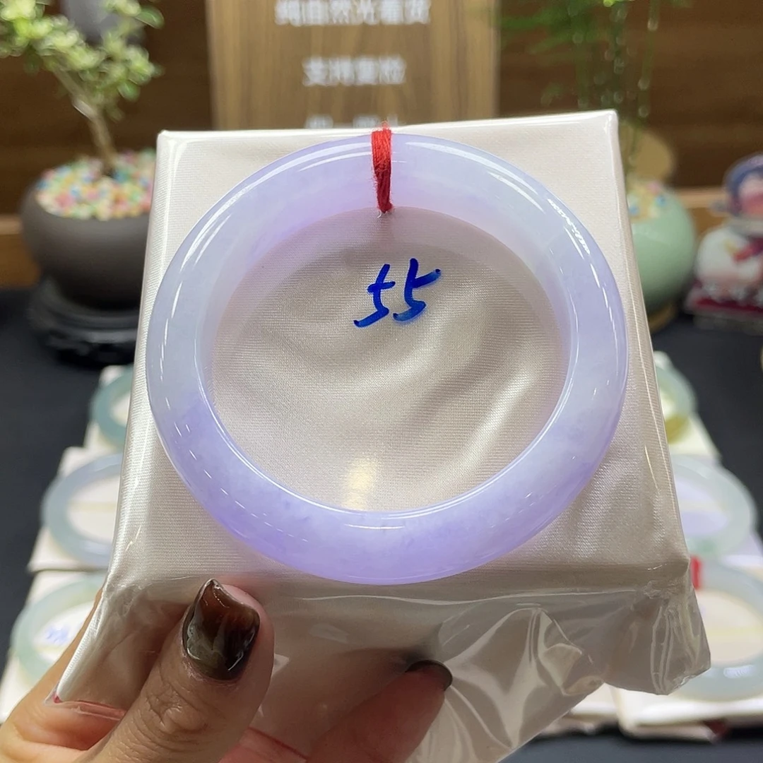 翡翠未镶嵌手镯33 号