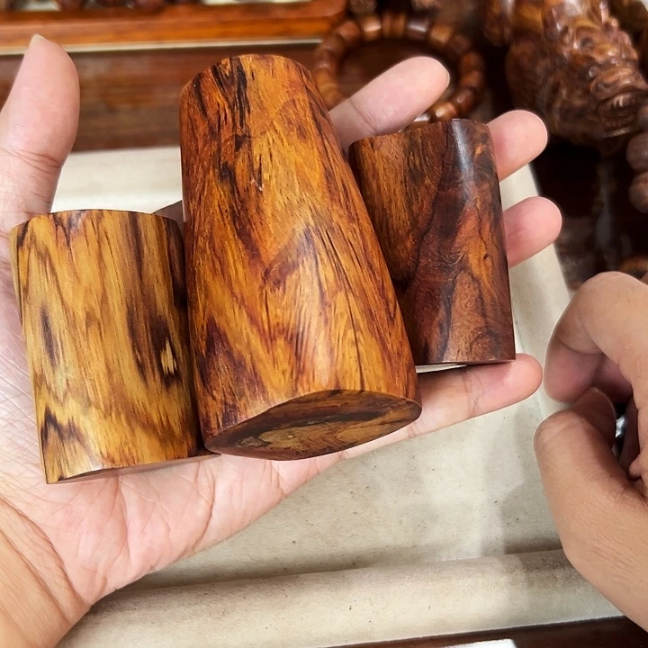 手串/手链黄花梨/降香黄檀手把件111111