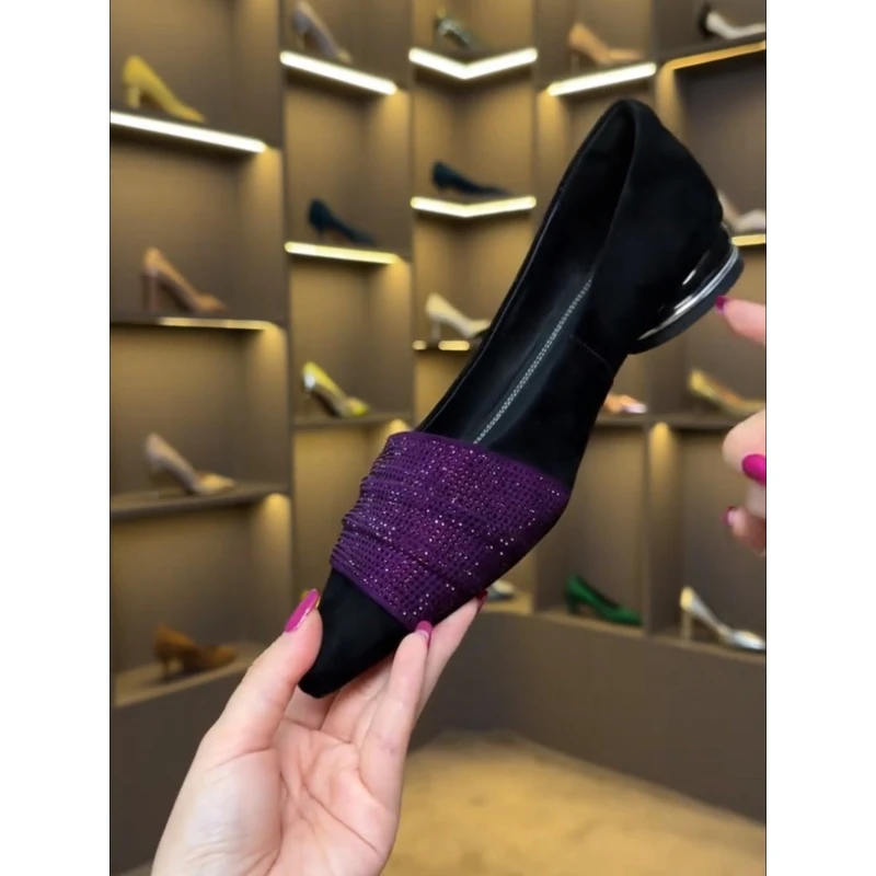 法式水钻气质尖头低跟单鞋女2025年新款春秋百搭轻奢鞋子软底女鞋