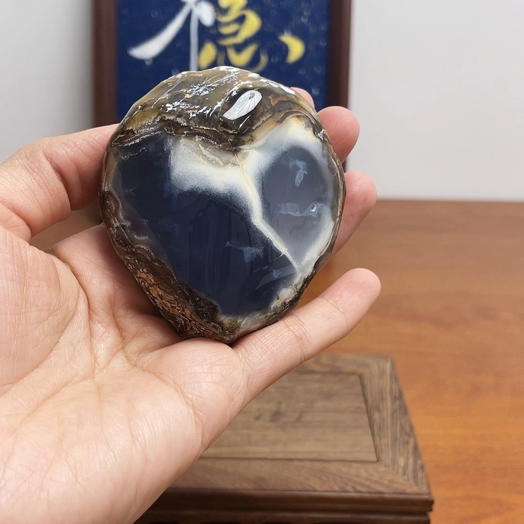 玛瑙/玉髓未镶嵌珠宝奇石