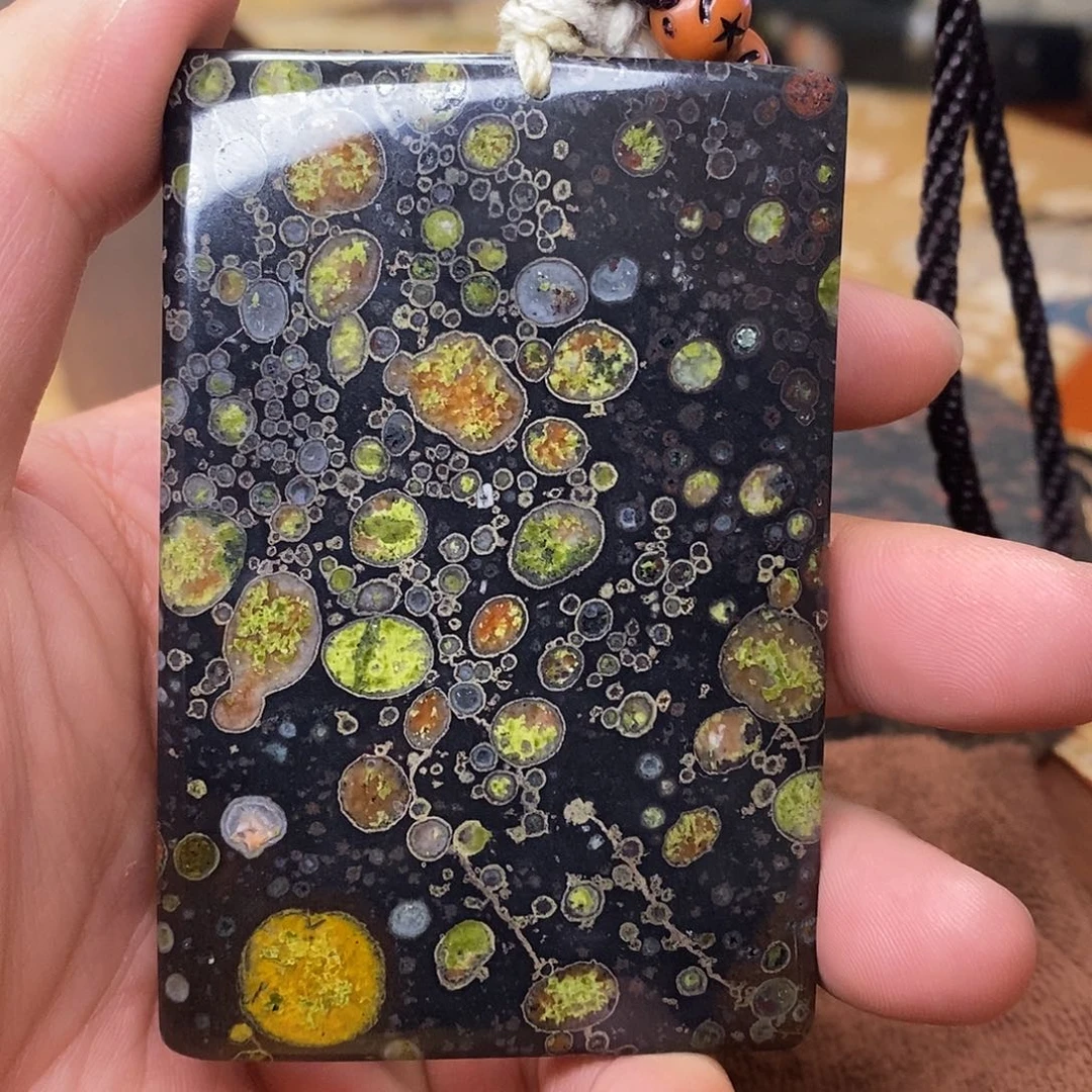 豫石匠梅花玉安山玉老料《藏品》
