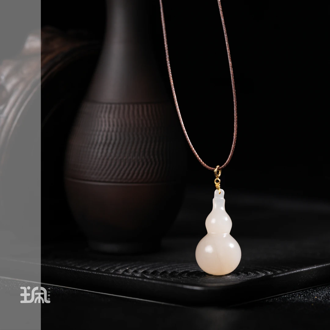 福染|和田玉*项链*18K金镶嵌CCB25080818多样性发其一