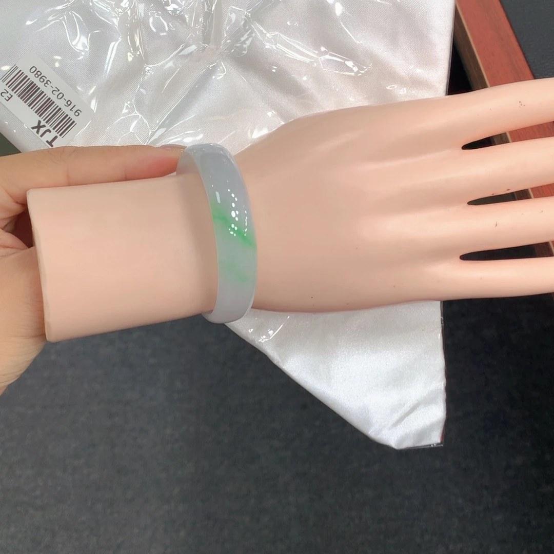 未镶嵌手镯翡翠翡翠