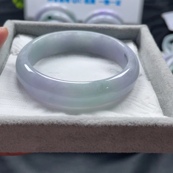 翡翠未镶嵌手镯手镯