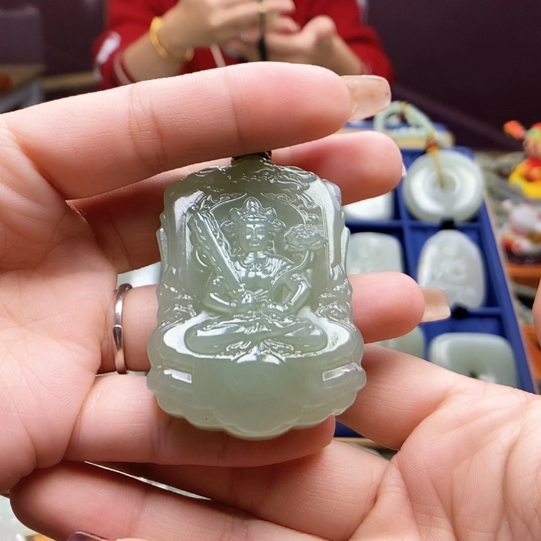 和田玉颈饰未镶嵌梵*音