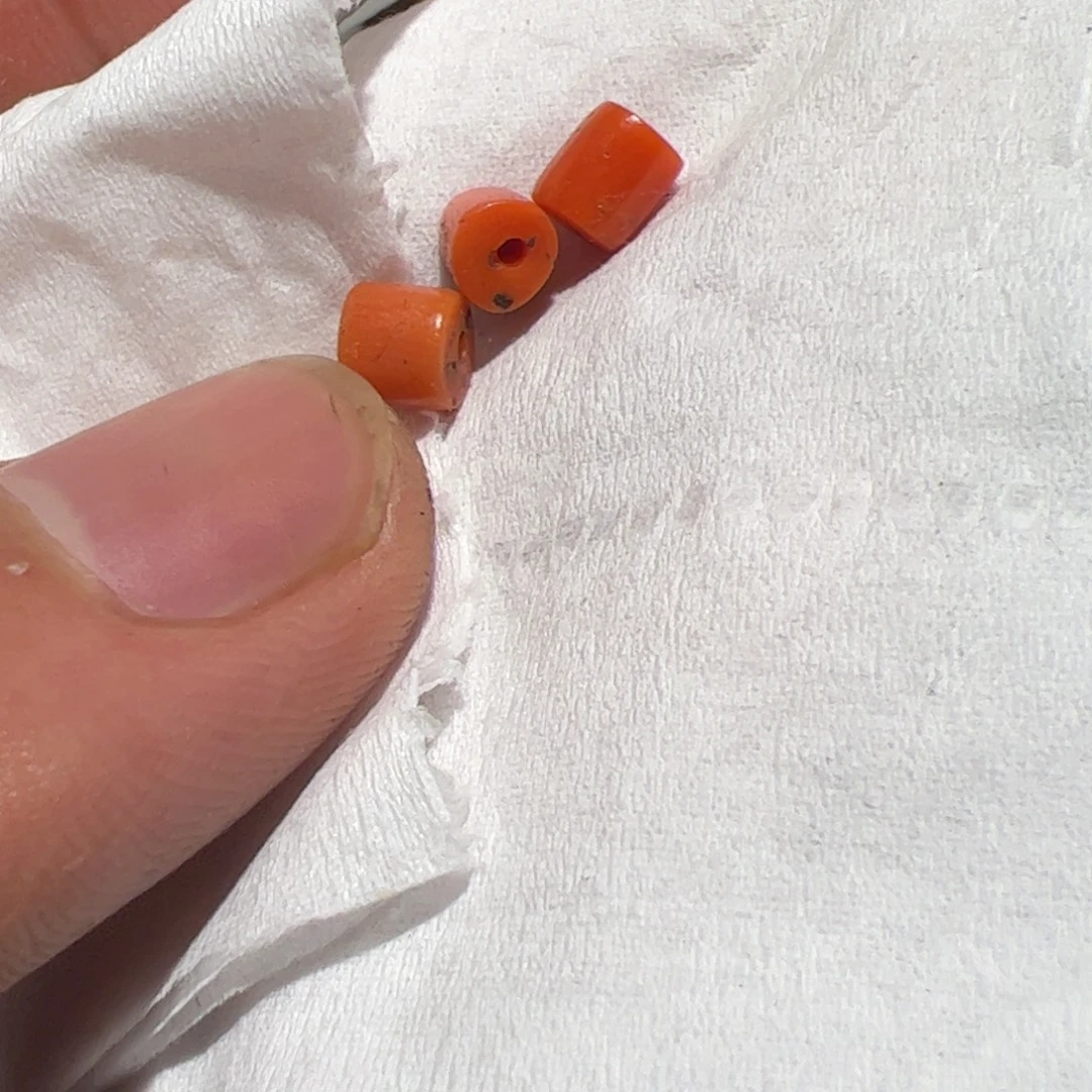 颈饰玻璃你在一起