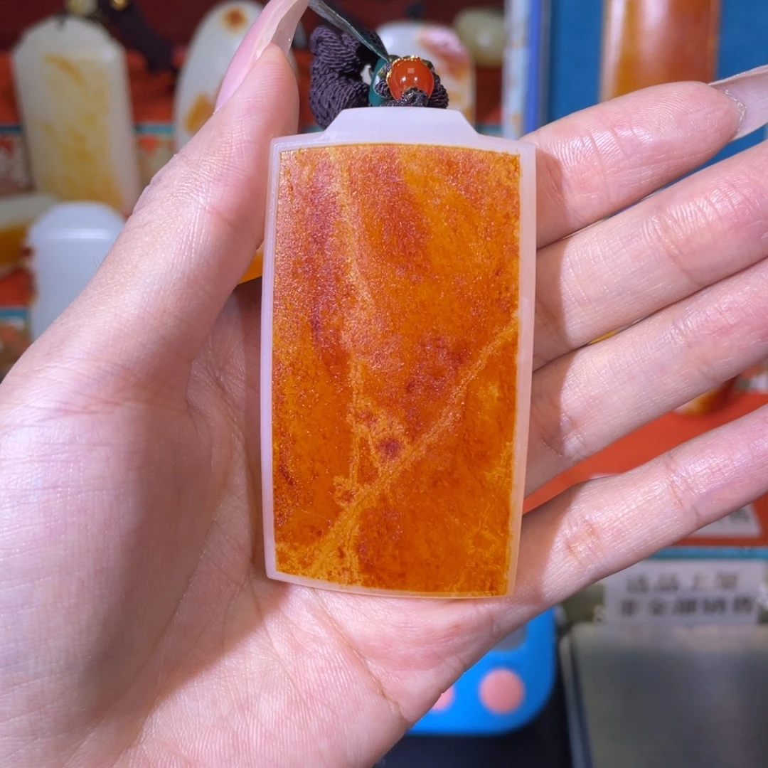 涛***。和田玉未镶嵌挂件