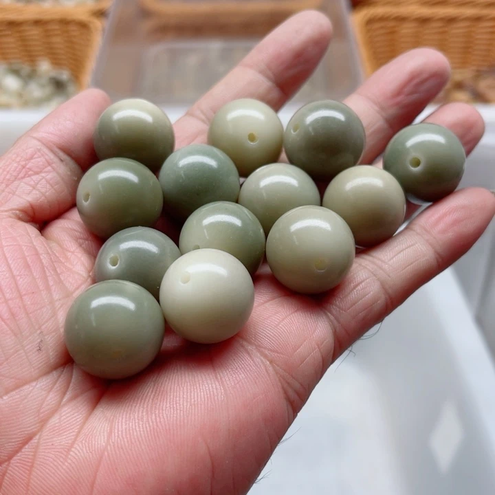 吊坠白玉菩提19青提圆珠13颗