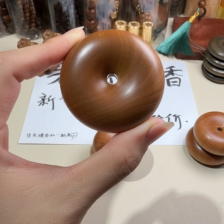 檀香木印度迈索尔老山檀香重工面包扣全品