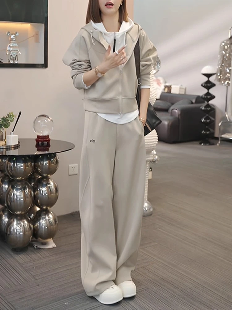 巨好看的早秋一整套穿搭女2025新款连帽卫衣开衫外套休闲裤两件套
