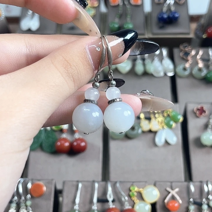 和田玉银S925镶嵌耳饰12.5左右