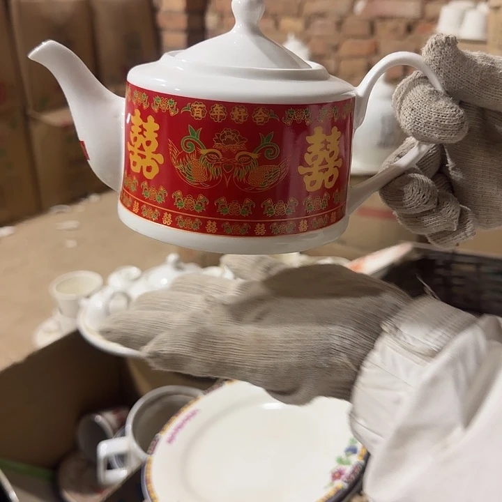 库存微瑕多空茶壶