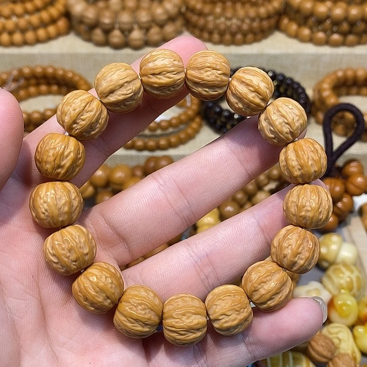 猴头核桃吊坠猴头核桃文玩手串