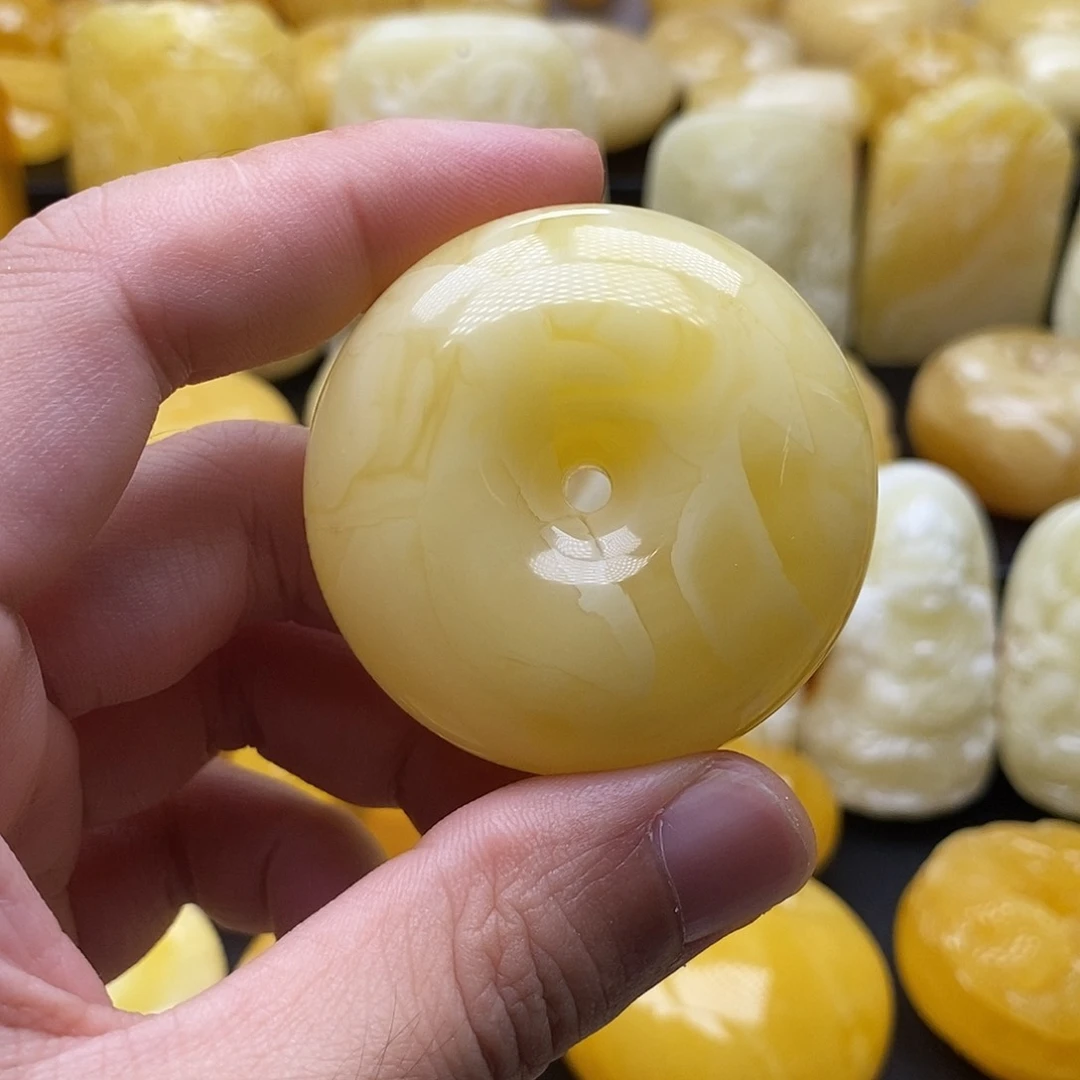 琥珀颈饰未镶嵌琥珀蜜蜡吊坠