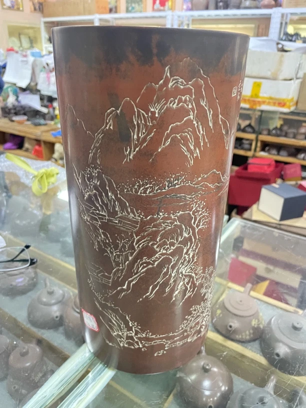 31高15.5宽窑变笔筒一个