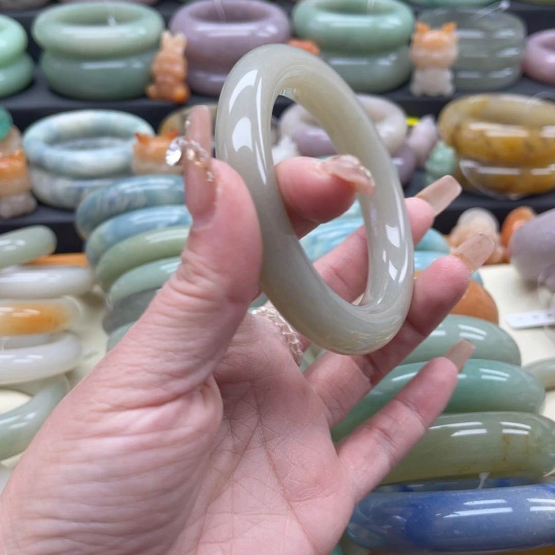 石英质玉我未镶嵌