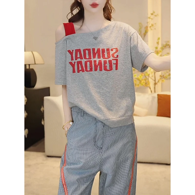 韩系宽松灰色字母印花T恤女2025夏季新款一字肩百搭时尚半袖上衣