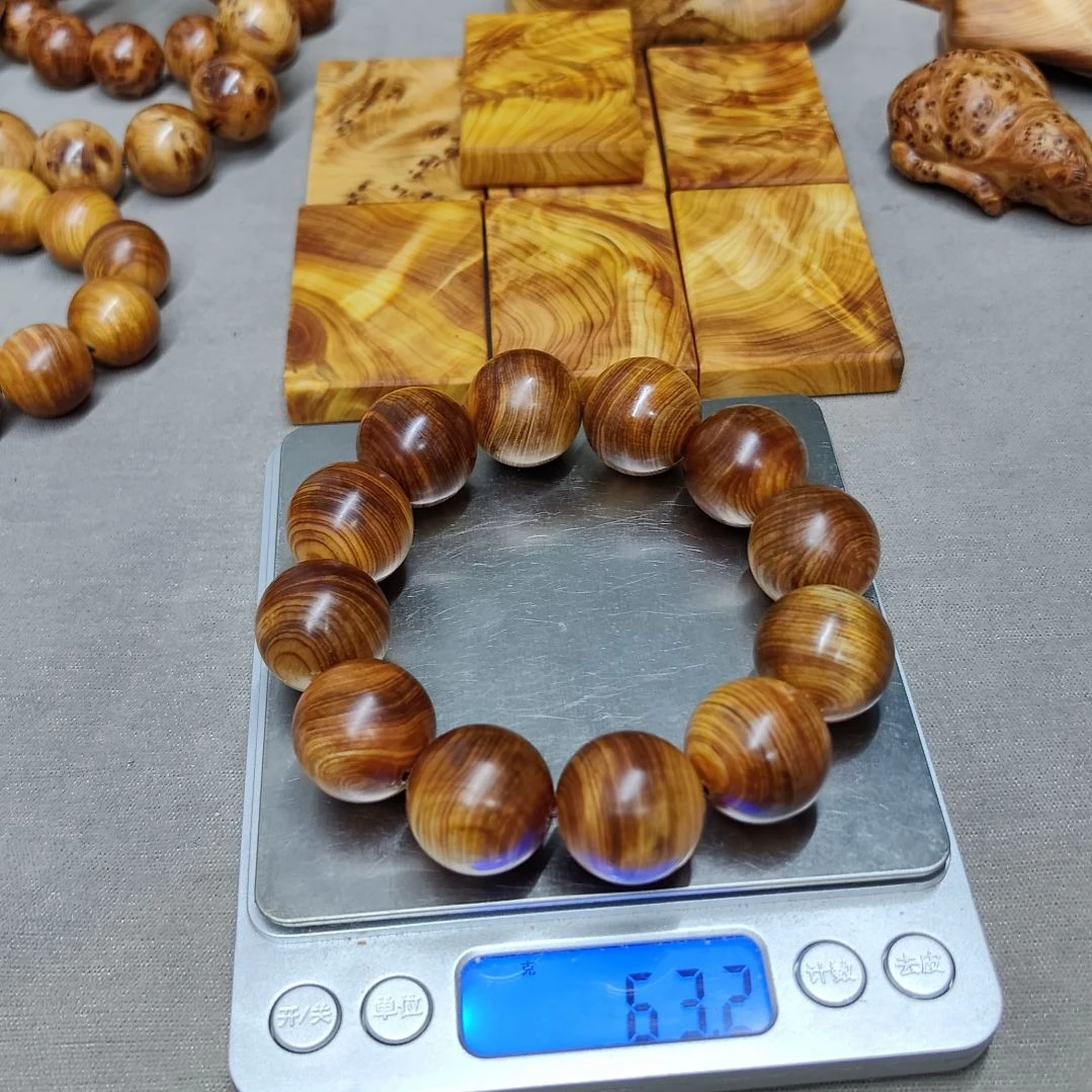 雨***君2.0黑金刚。。。。。。。。