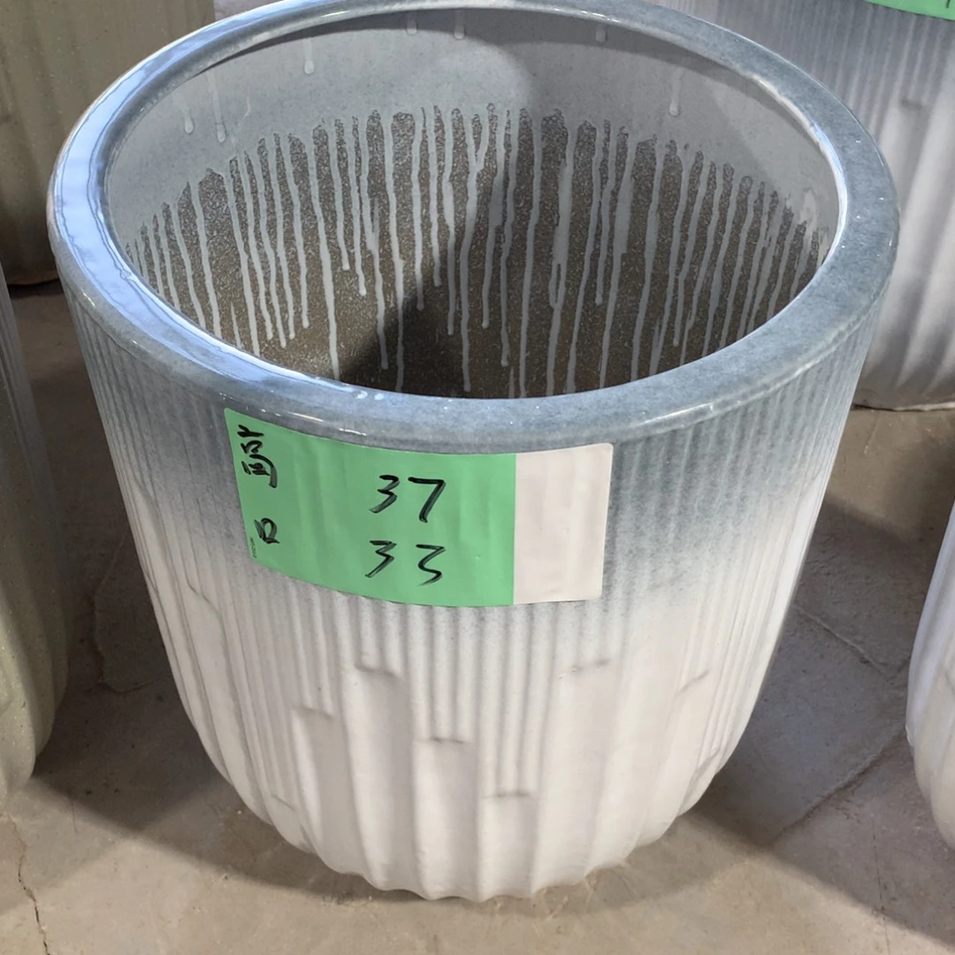 微瑕高温陶瓷花盆