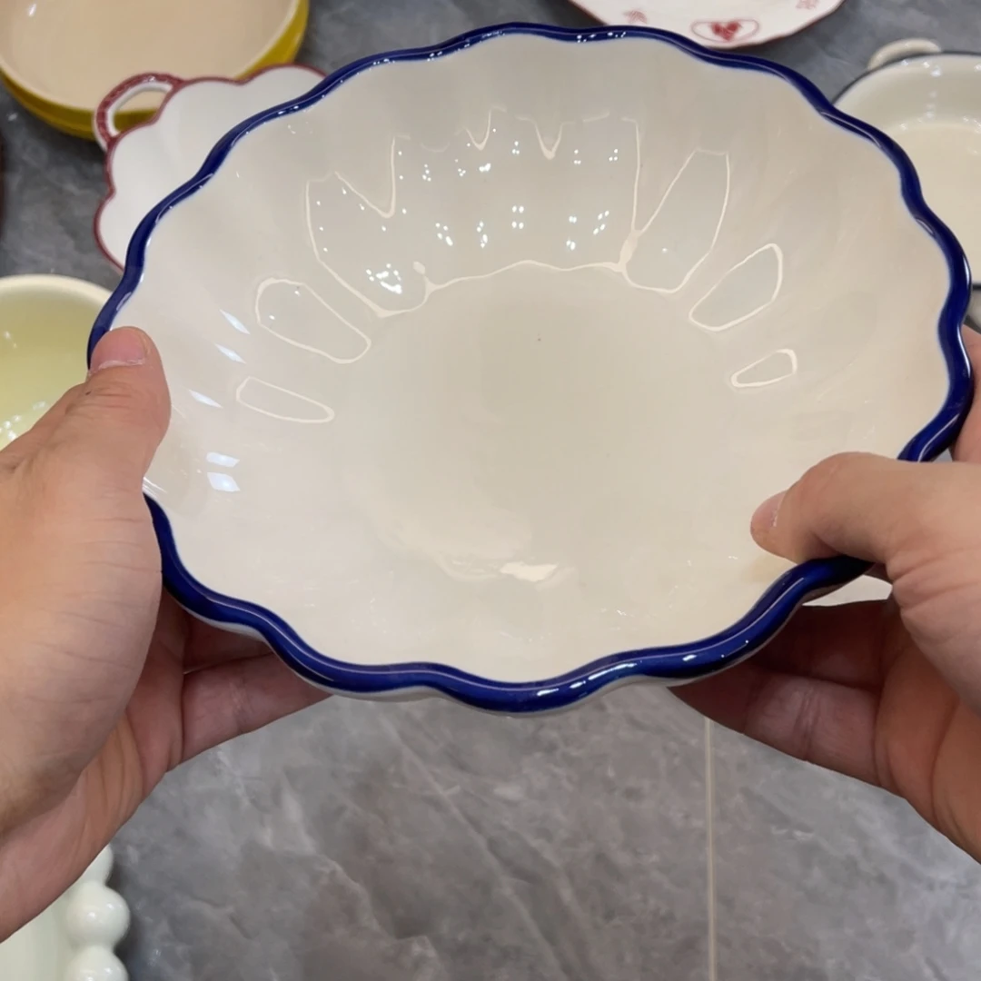 陶瓷微瑕餐具介意勿拍，满18飞！