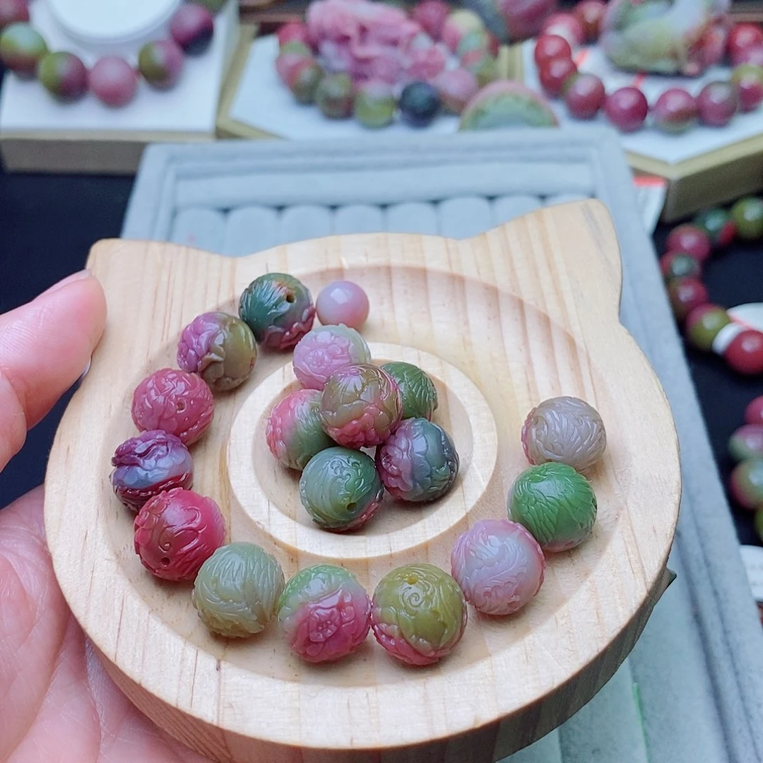 玛瑙/玉髓未镶嵌珠宝半成品?****河盐源玛瑙定制