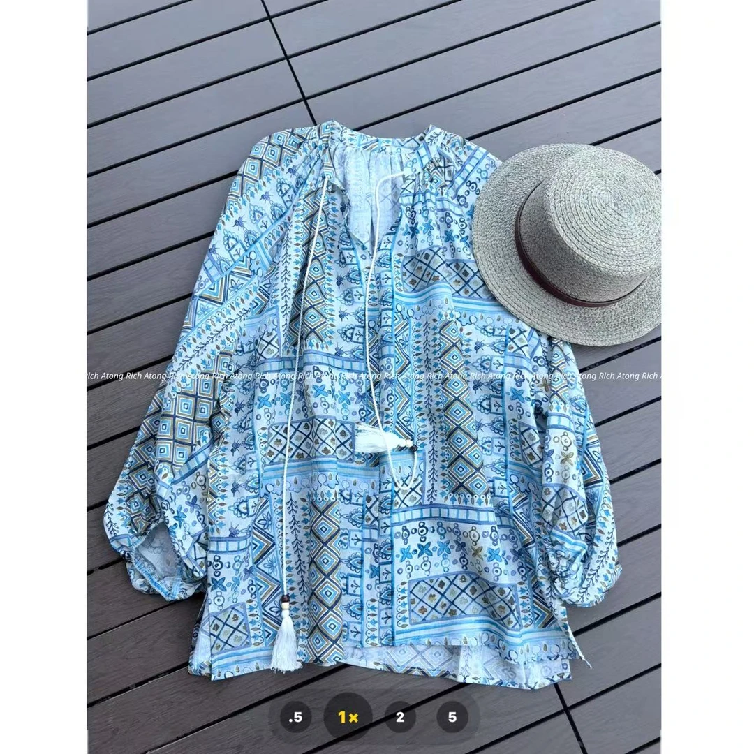 atong/阿彤-【几何飘带小衫】-2025度假GH飘带V领几何小衫0525-11