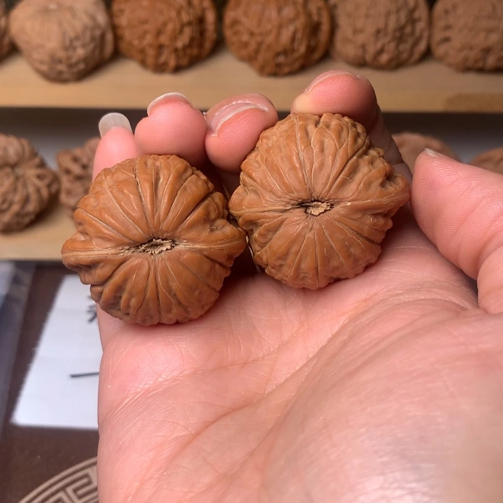 肉***蛋铁锤22只小龙虾在此