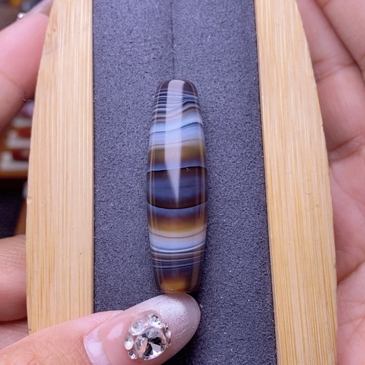 玛瑙/玉髓珠宝半成品未镶嵌云**轻