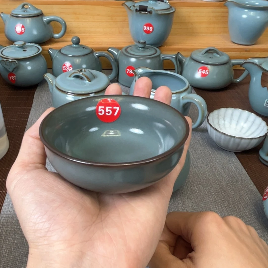 瓷片小微瑕。。。。。。。。。。。