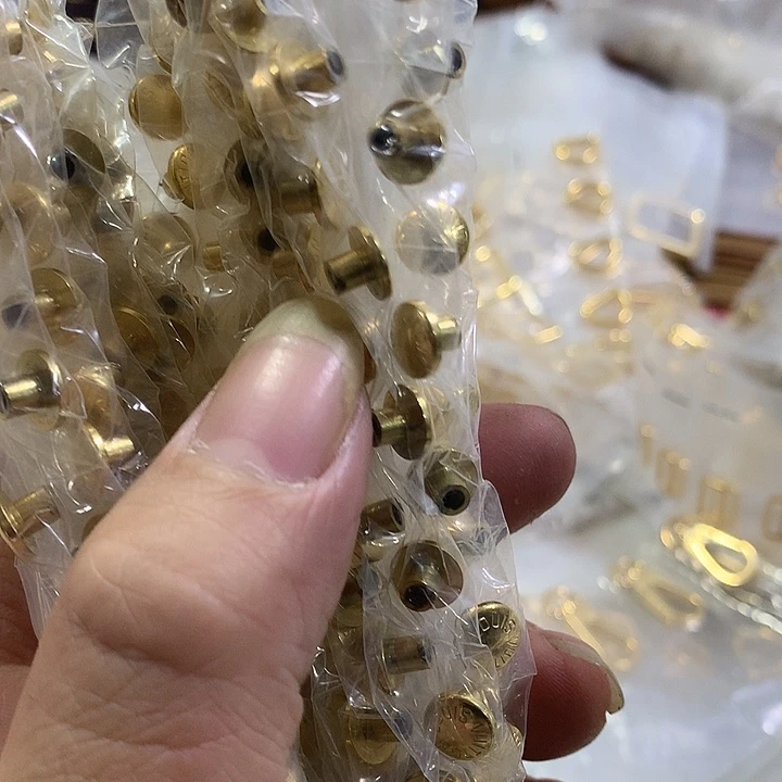 无纺布驴家4脚8面对打钉10套