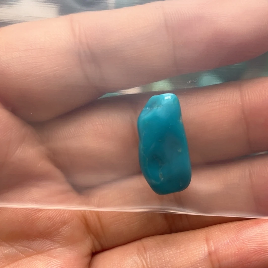 由***始绿松石未镶嵌颈饰