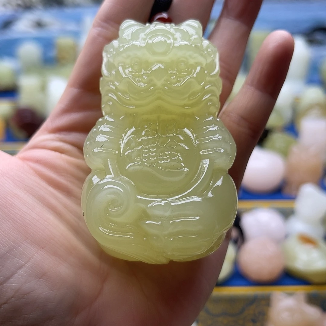 何***问新疆昆仑山脉山料
