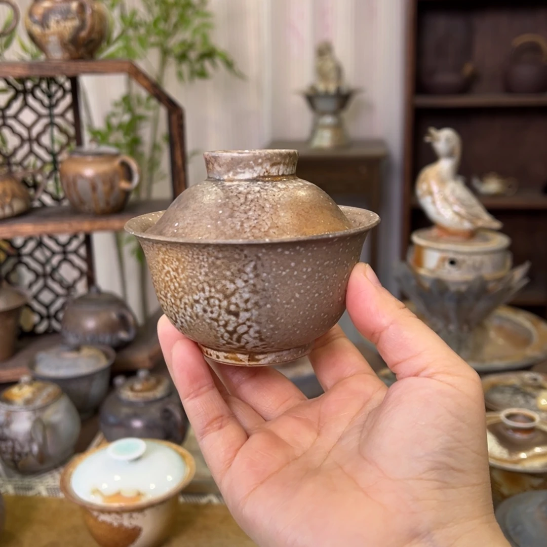 18中白精品元宝盖碗