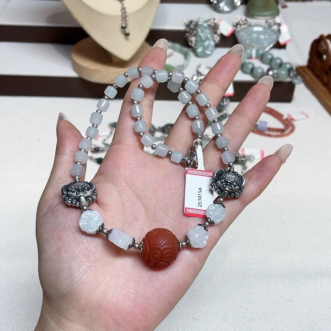 足银足银錾刻配饰锁骨链