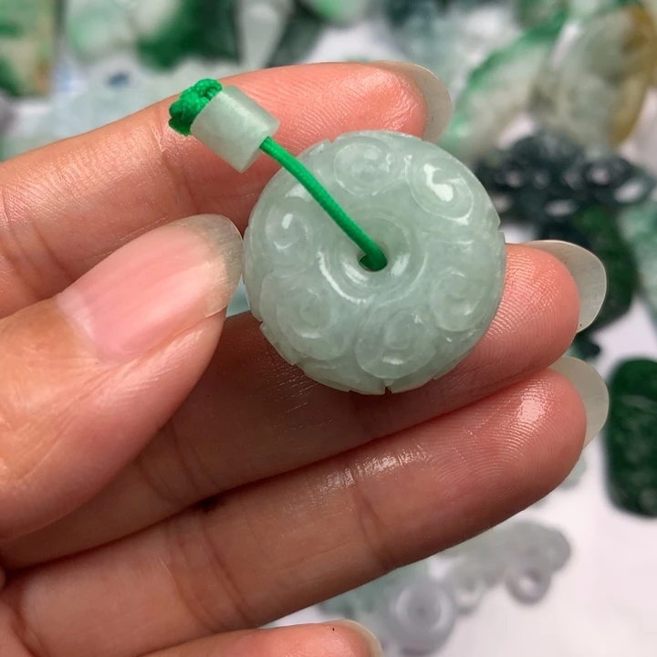 定制翡翠未镶嵌翡翠