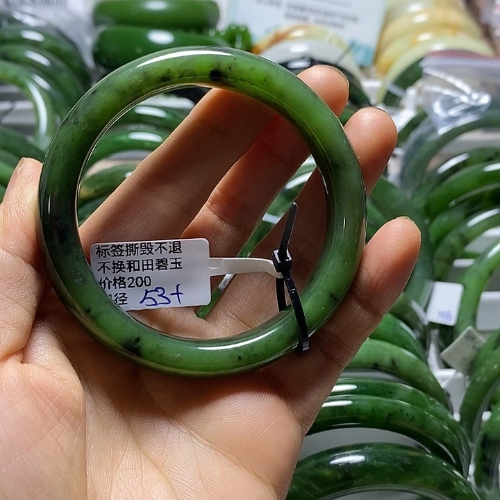 和田玉（碧玉）未镶嵌手镯正圈53微瑕