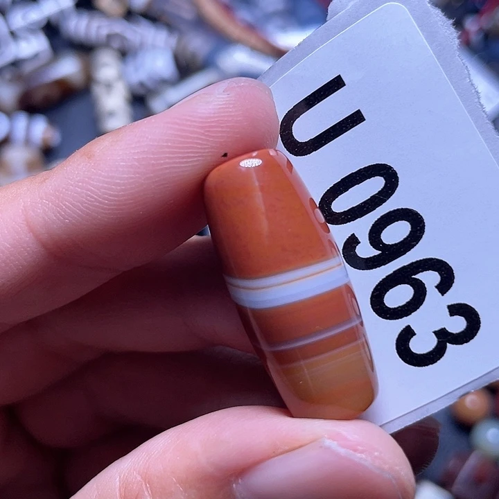 玛瑙/玉髓颈饰未镶嵌瑕疵裂