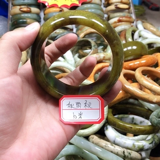 未镶嵌蛇纹石玉手镯秋*秋