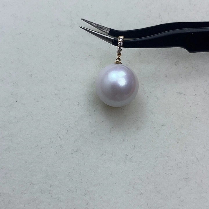 淡水珍珠吊坠(不含链)18K金镶嵌