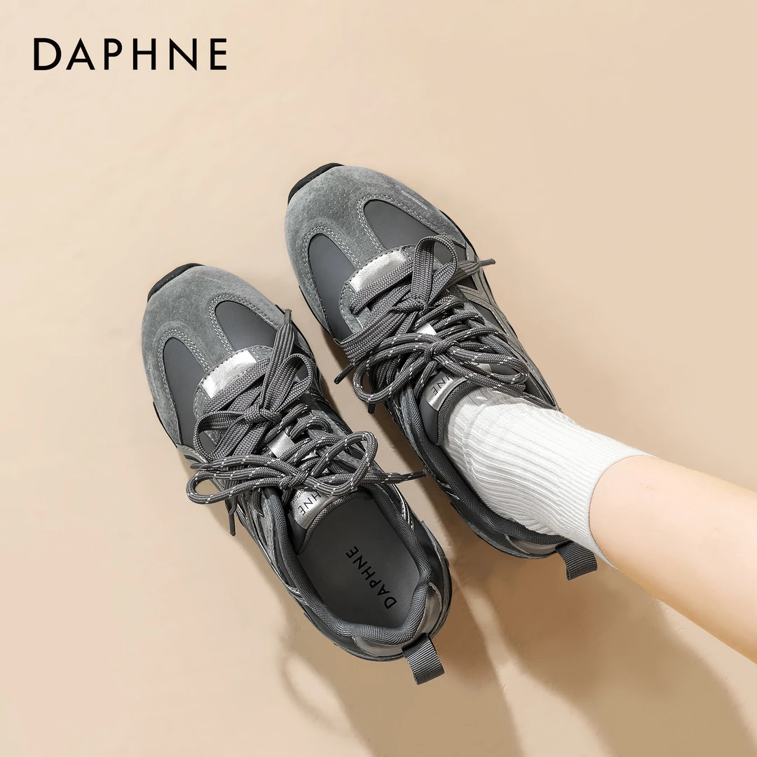 Daphne/达芙妮2025秋冬爆款时尚百搭双色鞋带德训鞋厚底保暖女鞋