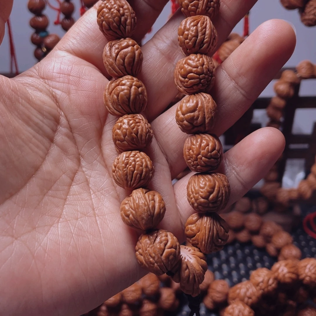 木质类龙纹桃枭手串