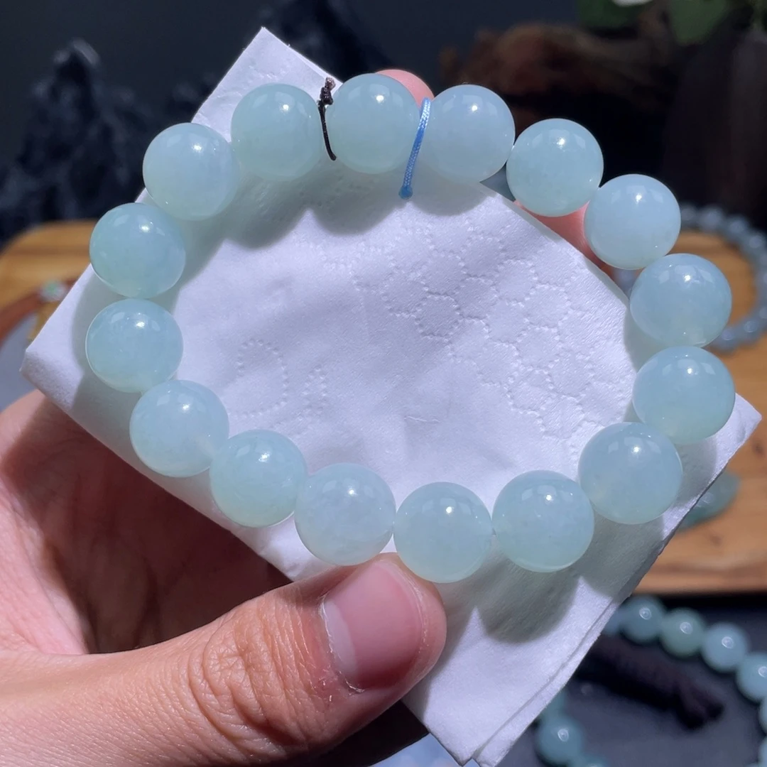 定制翡翠未镶嵌手串